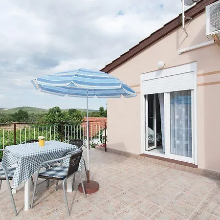 Holiday Home And Apartment Dubravka Rovinj