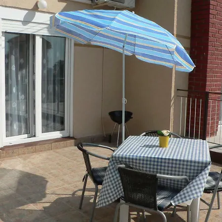 Holiday Home And Apartment Dubravka Apartman