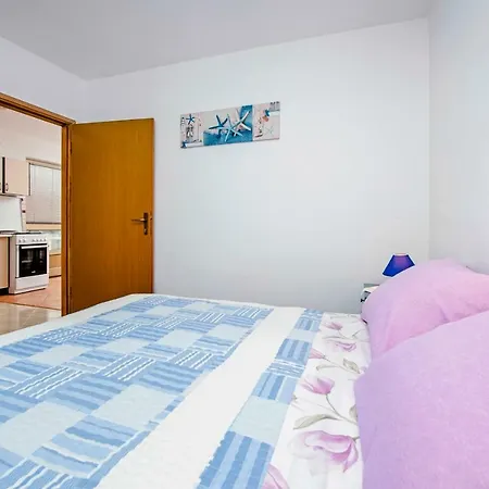 Holiday Home And Apartment Dubravka Rovinj