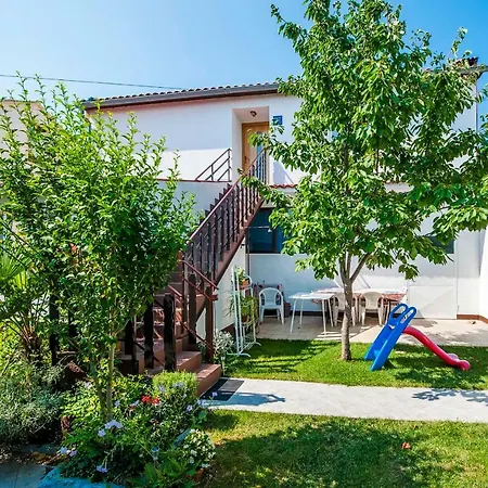 Holiday Home And Apartment Dubravka Apartman Rovinj