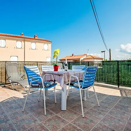 Holiday Home And Apartment Dubravka * Rovinj