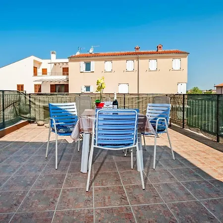 Holiday Home And Apartment Dubravka Apartman Rovinj