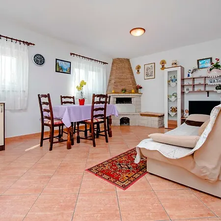 Apartment And Holiday Dubravka