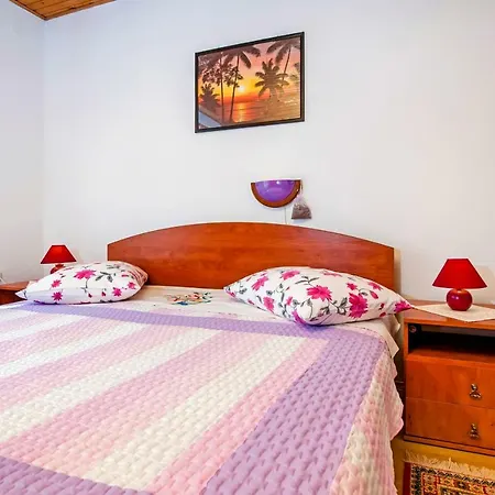 Apartment And Holiday Dubravka