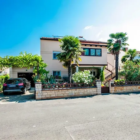 Apartment And Holiday Dubravka